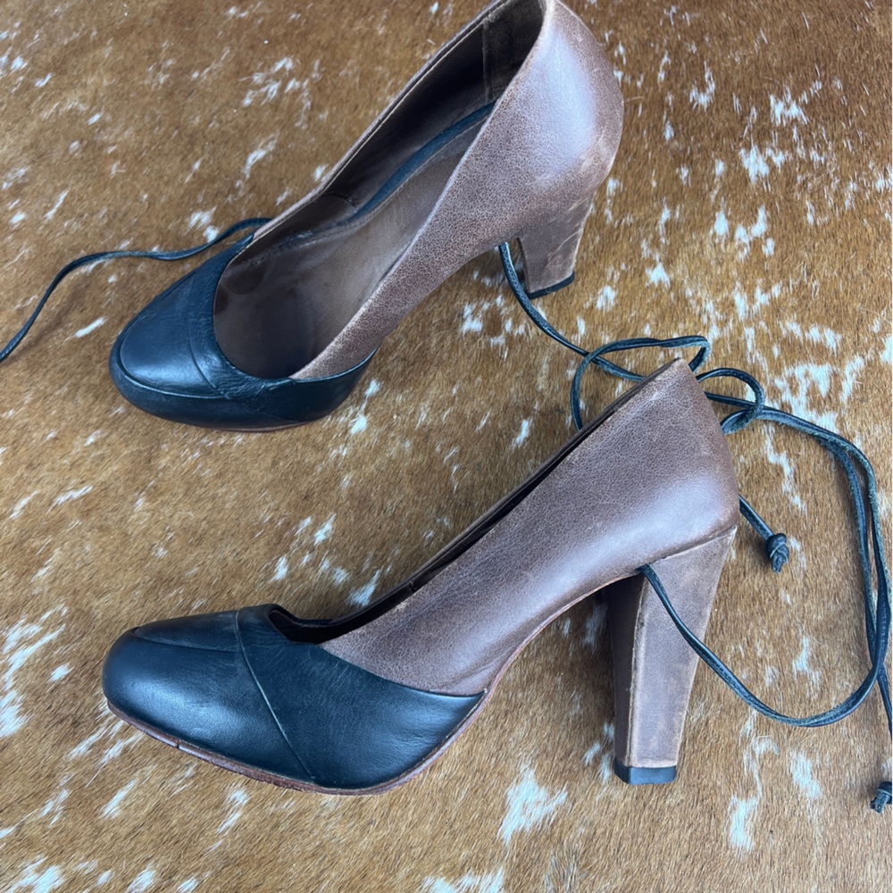 J shoes black and brown leather heel